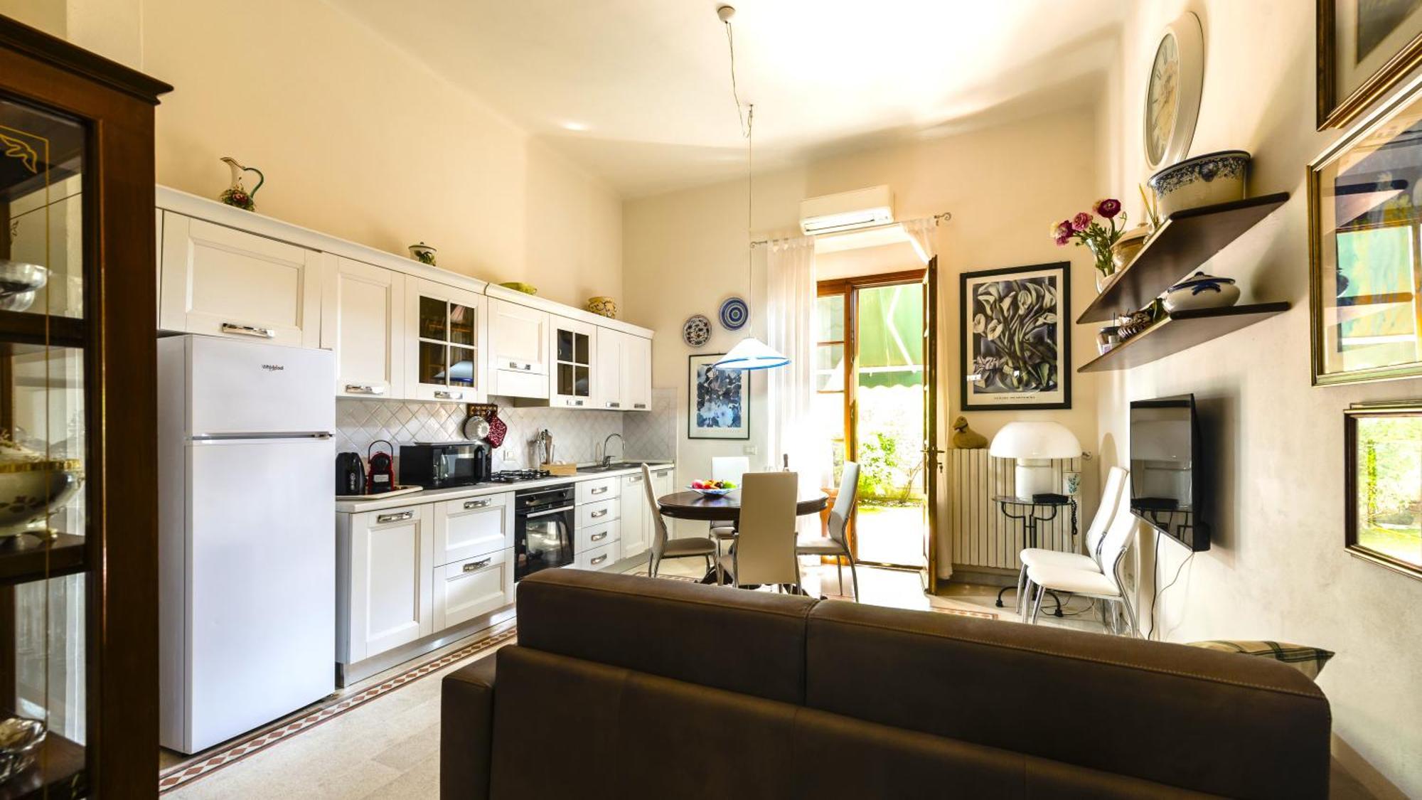 Апартаменты Hostly-La Casa Di Marta-Two Steps From The Tower Пиза Экстерьер фото